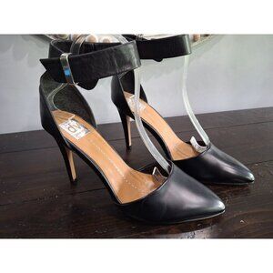 NWOB Dolce Vita Women's Odetta Black Leather Fashion Stiletto Shoes/Sz. 9.5